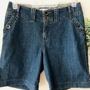 🌻 Lee Bermuda Jean Shorts